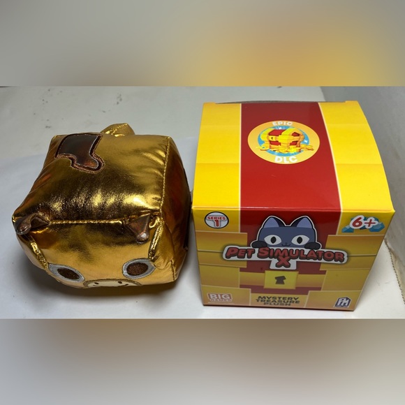 Pet Simulator X Metallic Gold Cow with an Unused Epic DLC Code *Brand New* - Picture 2 of 4